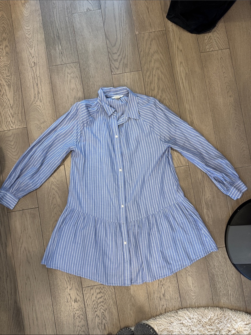 H&M Blue and White Striped Collared Shirt